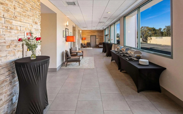 Country Inn & Suites by Radisson, San Diego North, CA