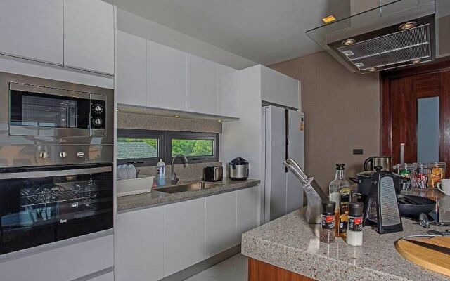 Equilibrium Rawai Villa - 4 Bed