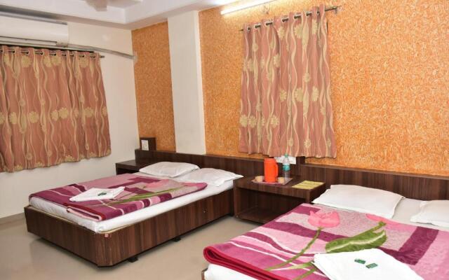 Hotel sai dhyan