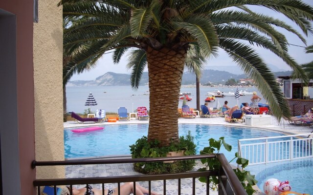 Maria' s Beach Apartments