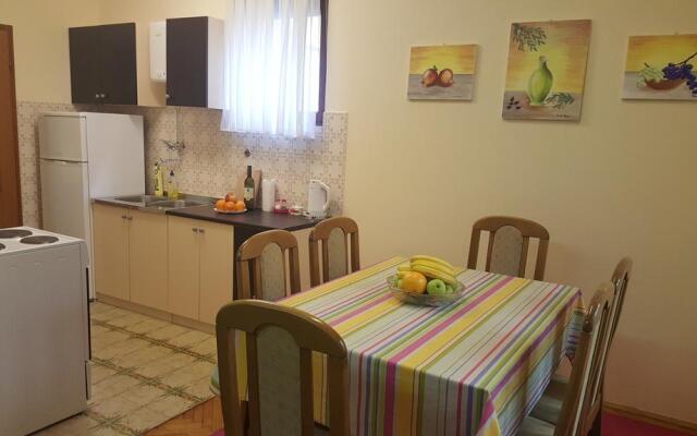 Apartment Matea