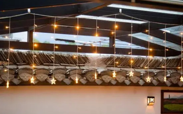 Siyue Homestay (Hongcun Scenic Area Branch)
