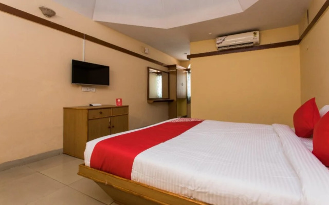 OYO 13496 Hotel Royal park