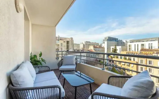 Magnificent Modern 2 Bedrooms Apartment - Castellane District