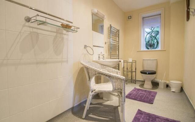 No. 21 Guest Accommodation