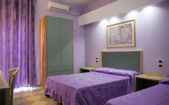 Maximo Hotel