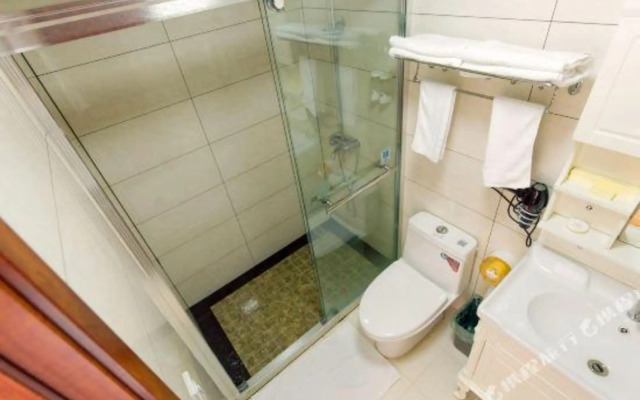 Mingyue Business Hotel