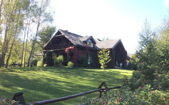 Modryna - Modrzewiowy Dom