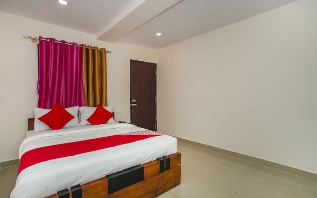 Capital O 22490 Hotel Paradise Inn