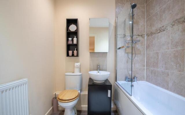 No11 Nursery Covent