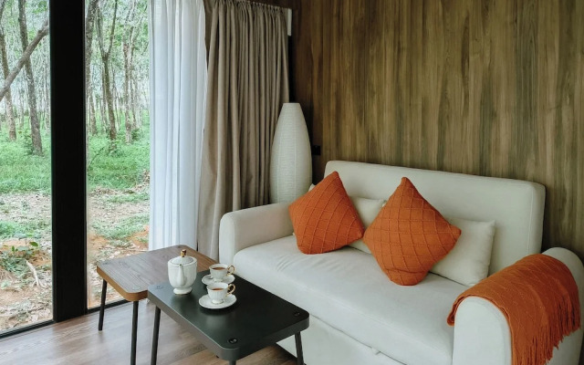 Timber Society Boutique Hideaway