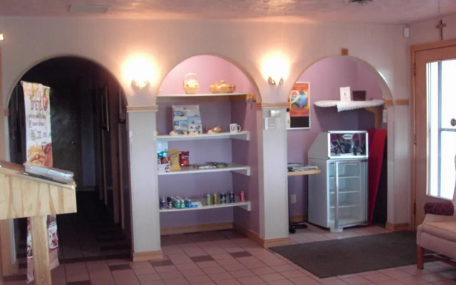 Travelodge by Wyndham Grand Falls