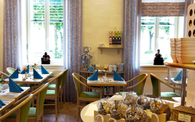 Melarose Feng Shui Hotel