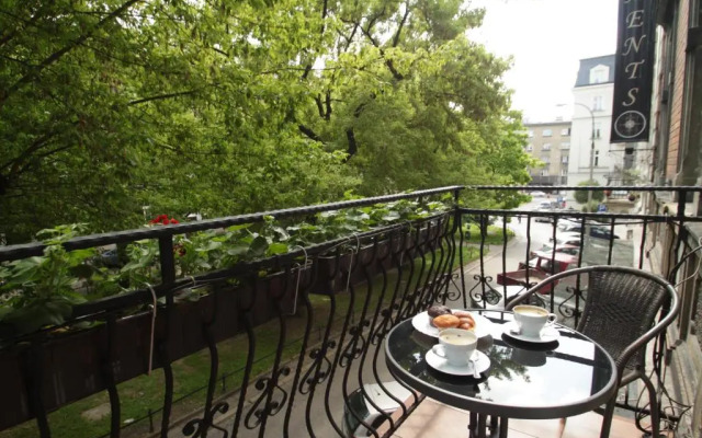 Ventus Rosa Apartments