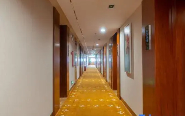 Zhuorui Hotel