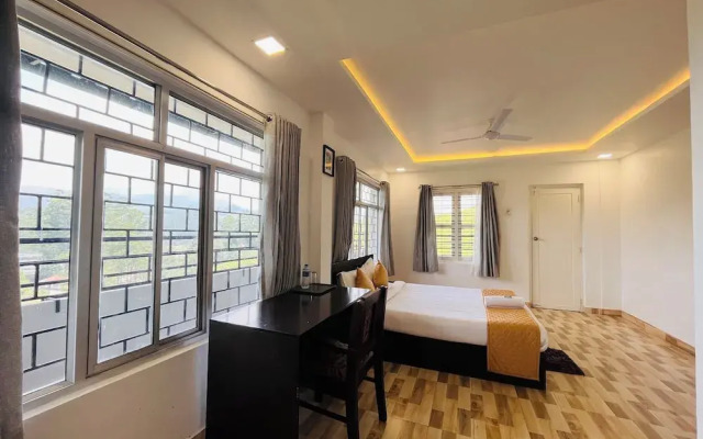 Seven Malai Residency