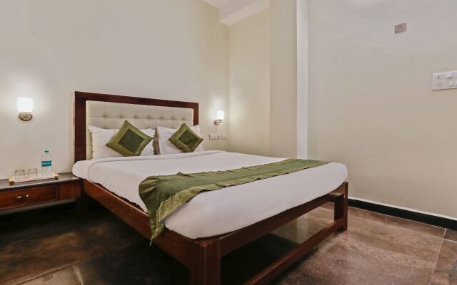 Itsy Hotels Prakasam Residency