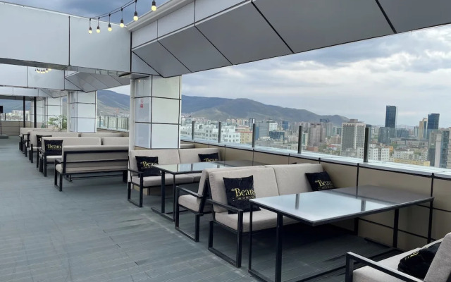 Millennium Plaza Hotel