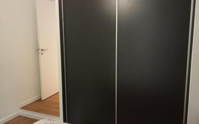 Joli F2 neuf tout équipé proche centre Annecy et Gare