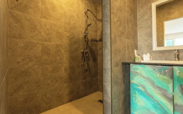 2Beds Award Winning Nai Han Beach c126
