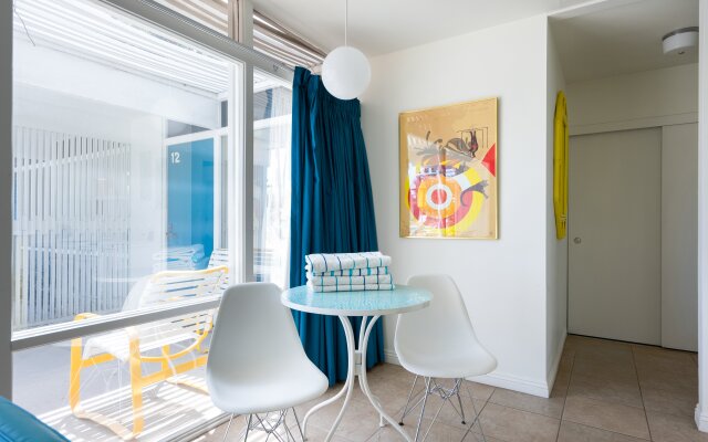 Monkey Tree Hotel 11