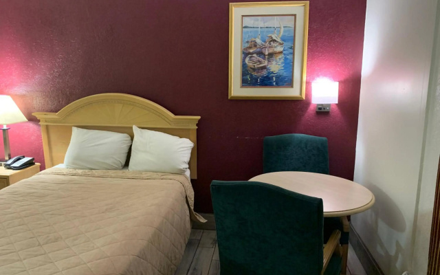 Americas Best Value Inn - Tillmans Corner / Mobile