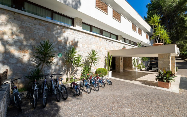 Pugnochiuso Resort - Hotel Degli Ulivi
