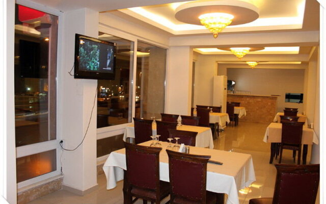 Hera City Hotel