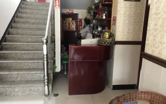 Zhengyang Red Sun Hotel