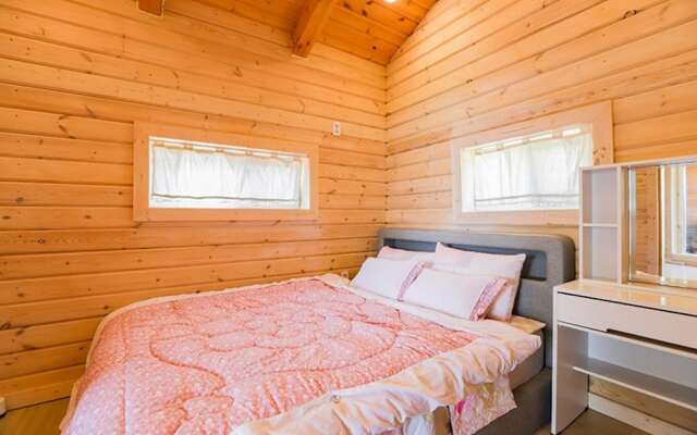 Ganghwado Gold View Pension