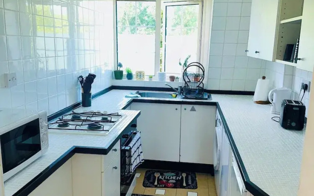 Bromley Bliss Apartment Getaway