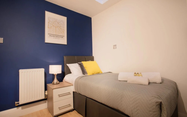 Rest & Recharge Regents CT 2bed Sleeps 7