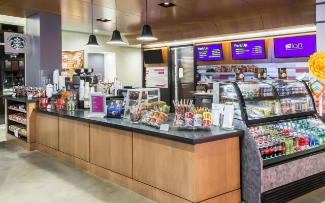 Aloft Greenville Downtown