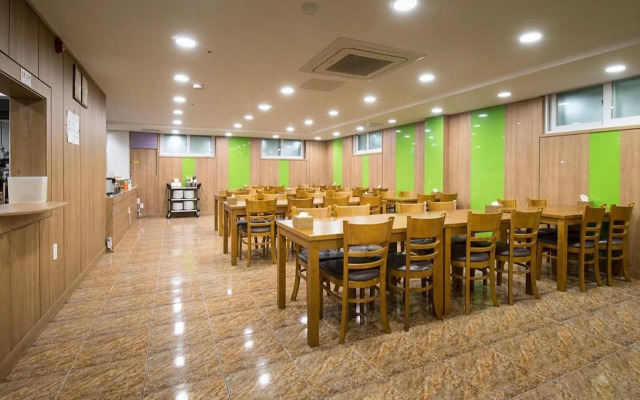 Champion Hotel Jeju
