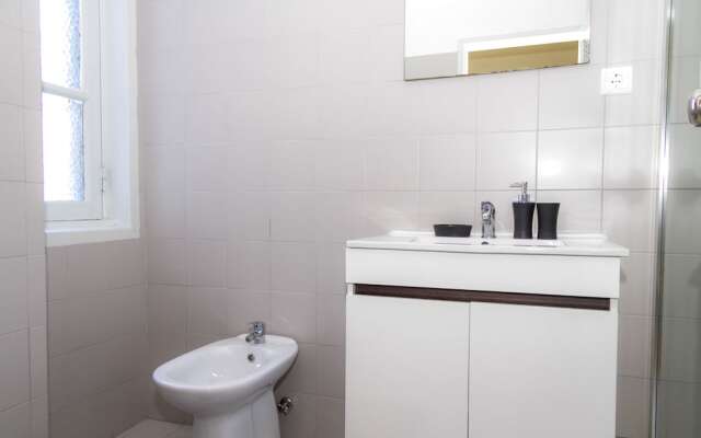 Liiiving In Porto -Boavista Casa Da Música