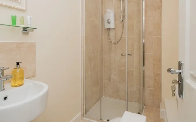 Kennedy House by Your Lettings UK