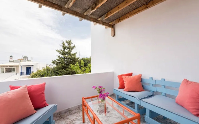 Menta II in Naousa With Free Parking Paros