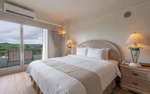 Palasia Hotel