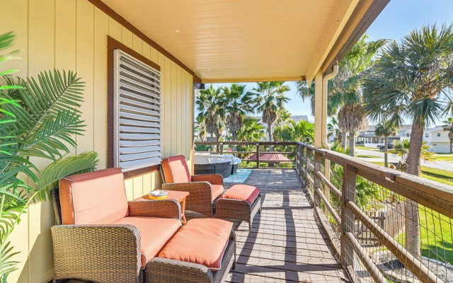 Private Pool, Deck & Patio: Galveston Oasis!