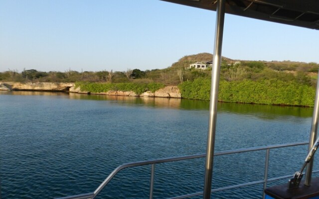 Domicil Yacht Hotel