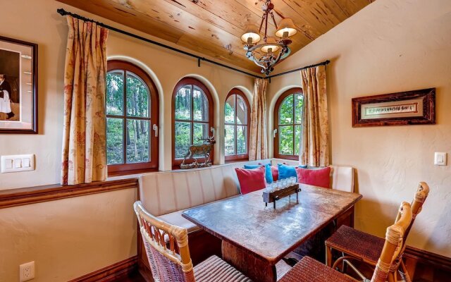 Cypress Mountain Chalet