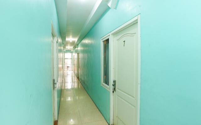 OYO 425 Mojokerto Guesthouse