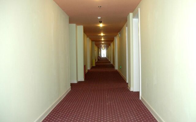 Home Inn Handan Zhonghua South Street
