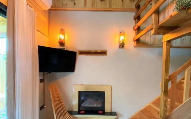 Mesmerizing Tiny House On Riverside in Agva