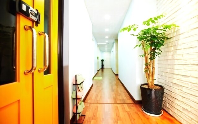 24 Guesthouse Gangnam