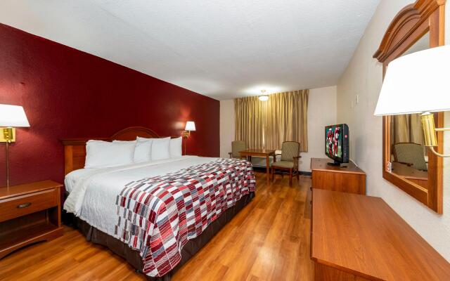 Red Roof Inn Meridian