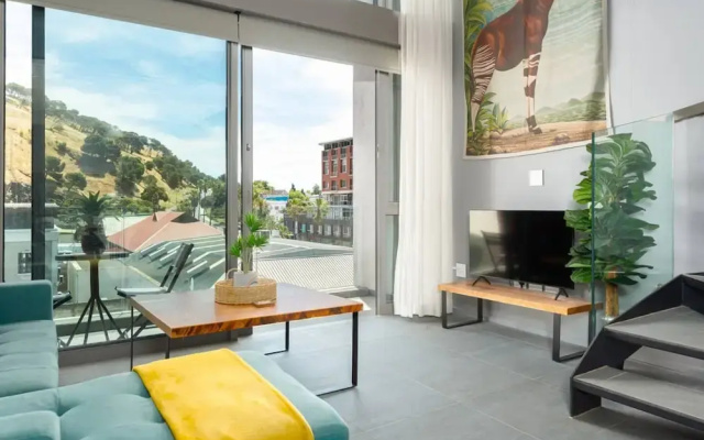 Stylish 1bed Secure Mountain Views