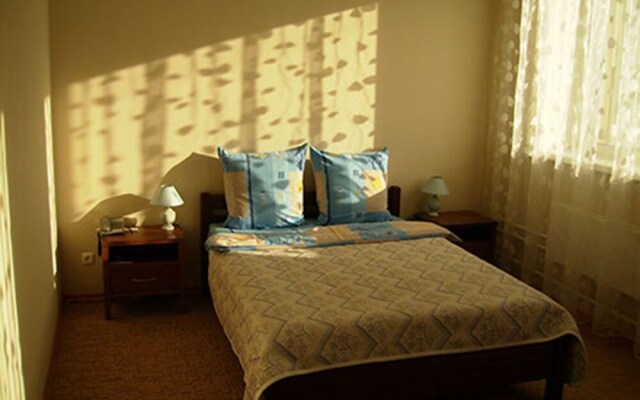 Naberezhnaya Hotel