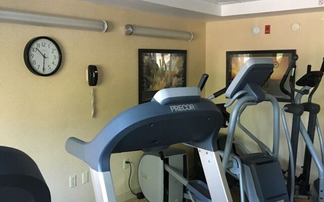 Comfort Inn Warwick Airport