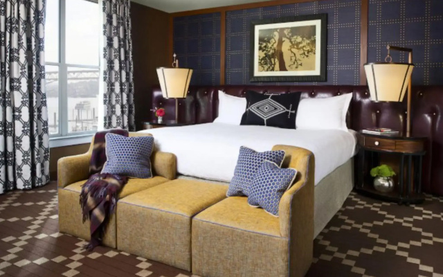 Kimpton Riverplace Hotel by IHG